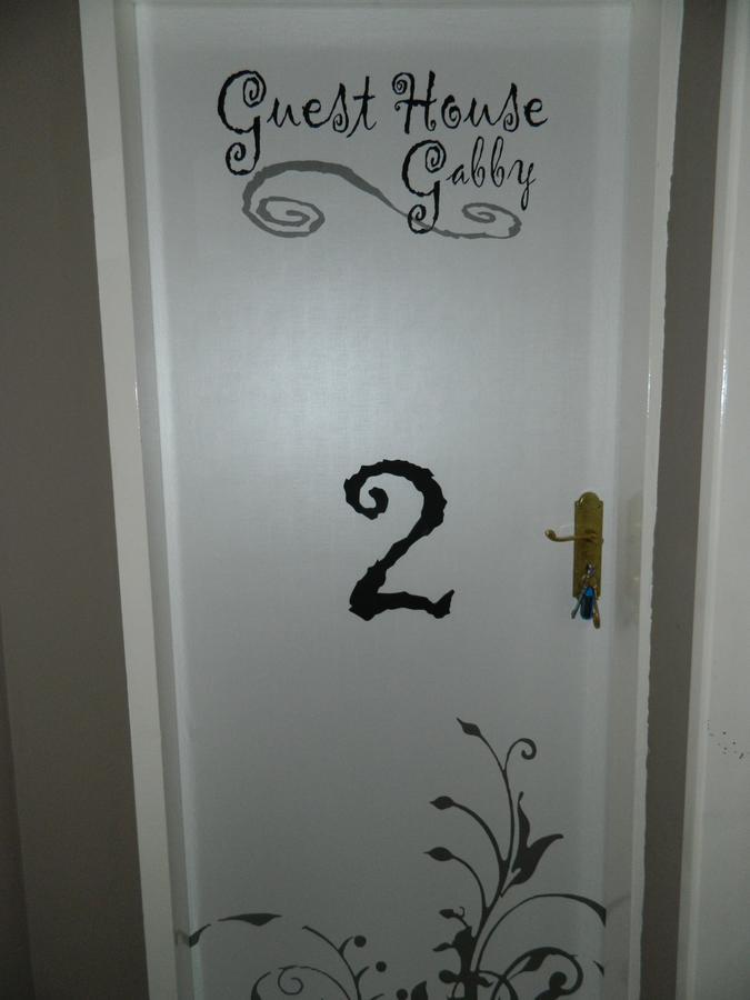 Guest House Gabby Klerksdorp Esterno foto