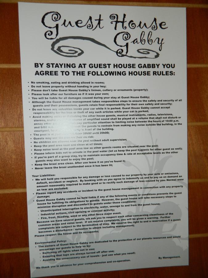 Guest House Gabby Klerksdorp Esterno foto